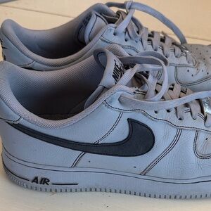 Nike Men’s Low Top Leather Air Force 1